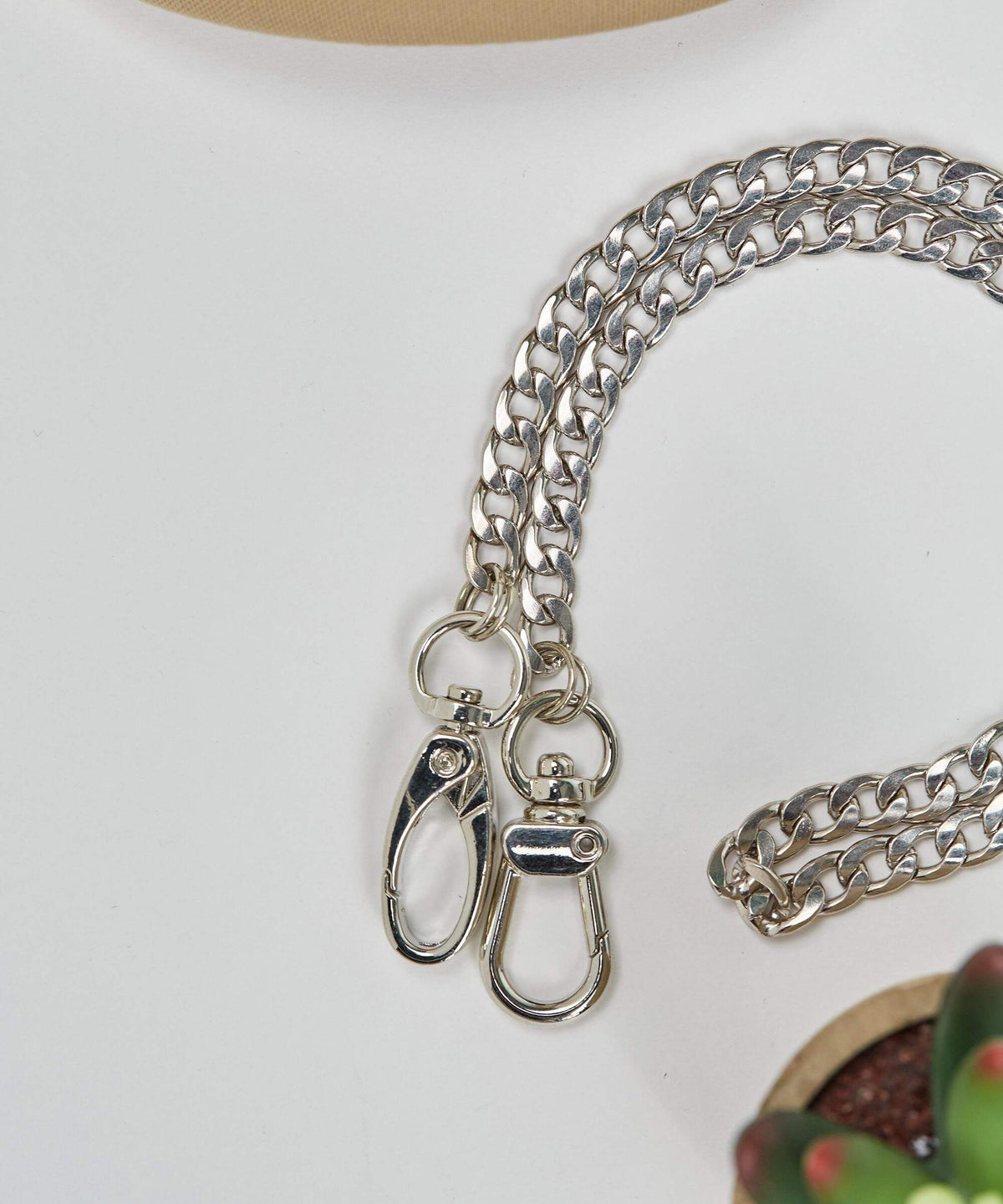 Lucas Chain | Reason Clothing Smart Buy