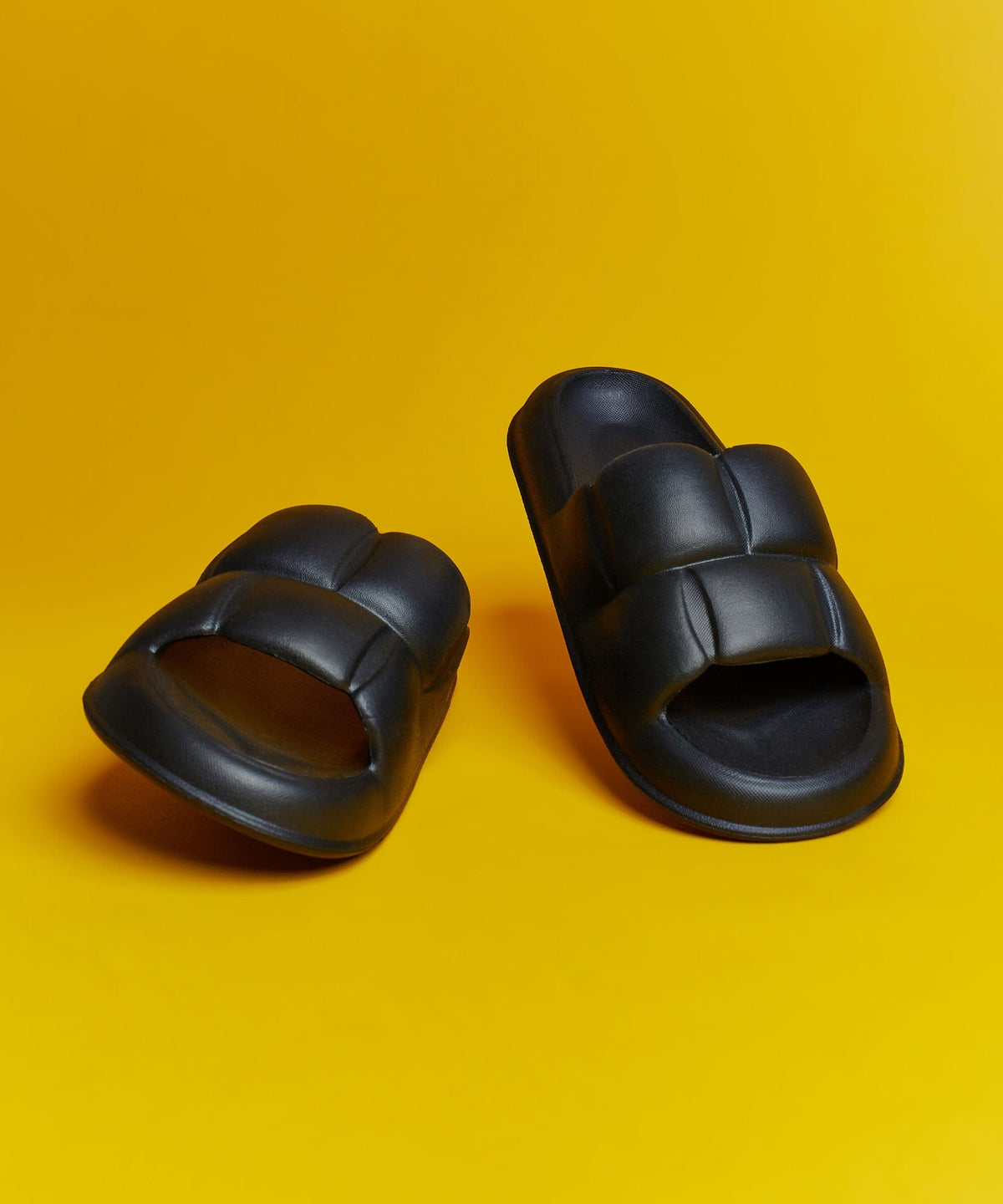 Minimalistic Slides | Reason Clothing Essential